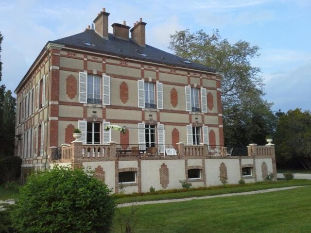 Chateau Des Bouffards Brinon-sur-Sauldre Exterior foto